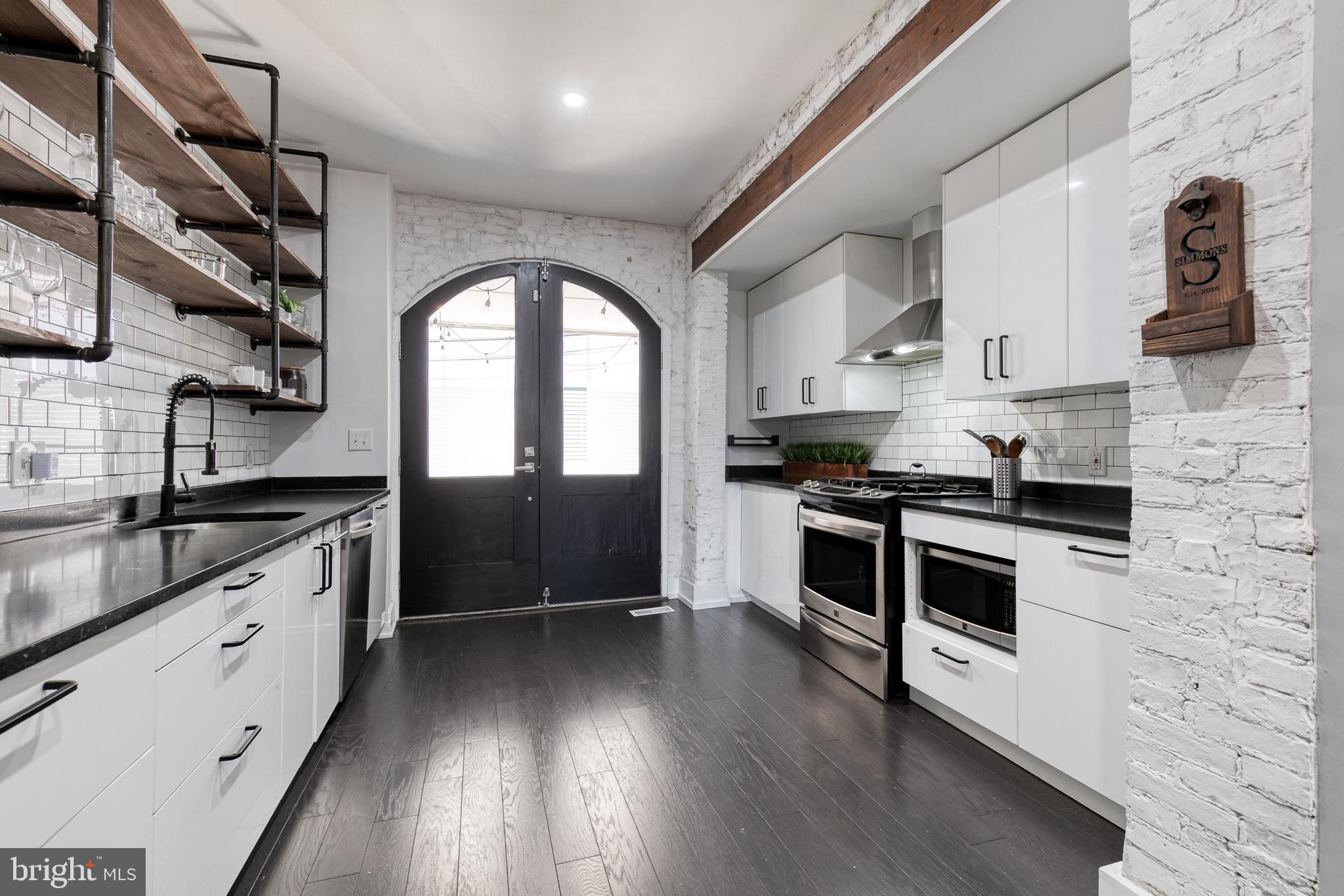 3250 Keswick Road Baltimore, MD 21211 - Photo 15 of 58 Gallery Image 15