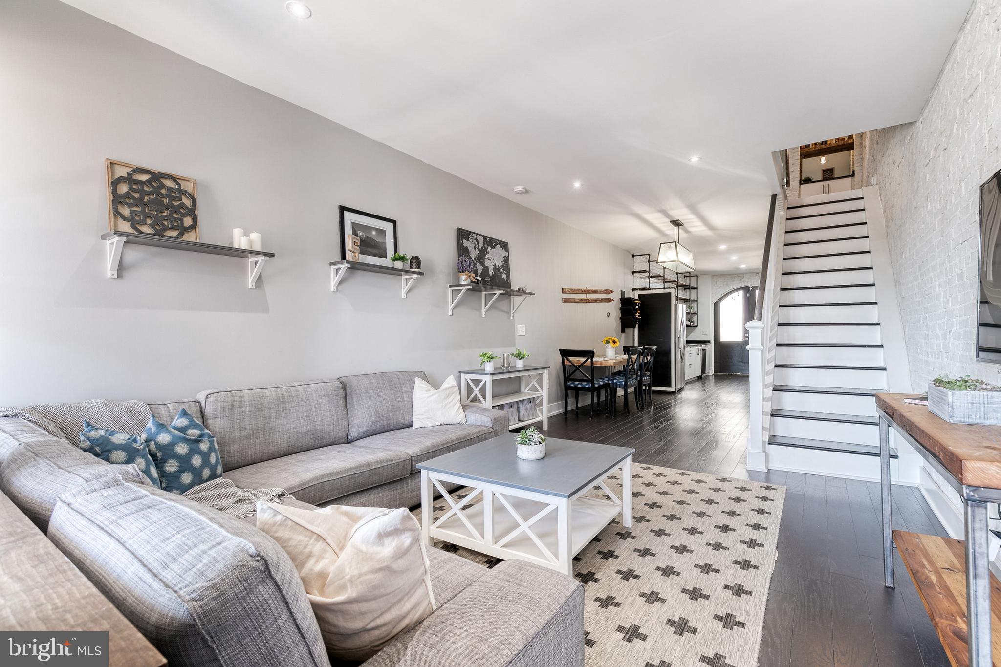 3250 Keswick Road Baltimore, MD 21211 - Photo 6 of 58 Gallery Image 6
