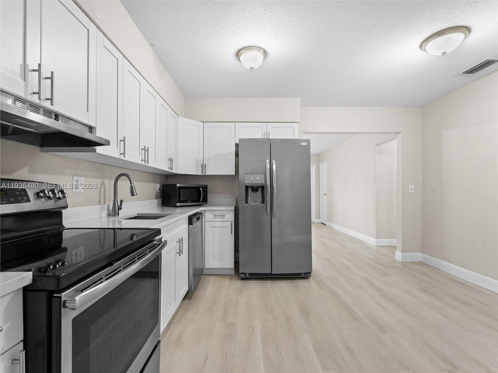 5880 Northwest 19th Street, Unit A Sunrise, FL 33313 - Photo 8 of 32