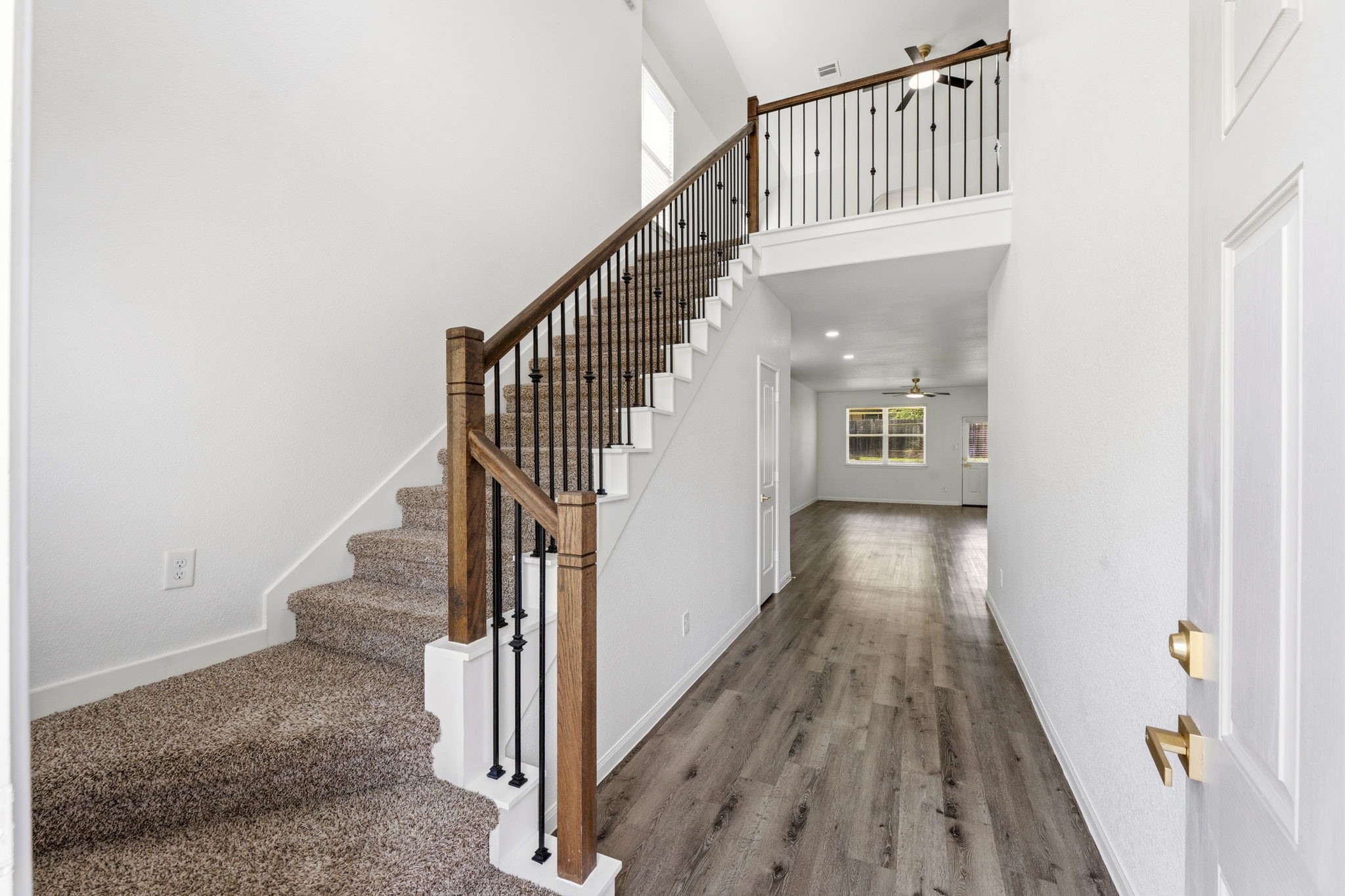 3653 Cub Drive Conroe, TX 77301 - Photo 4 of 33