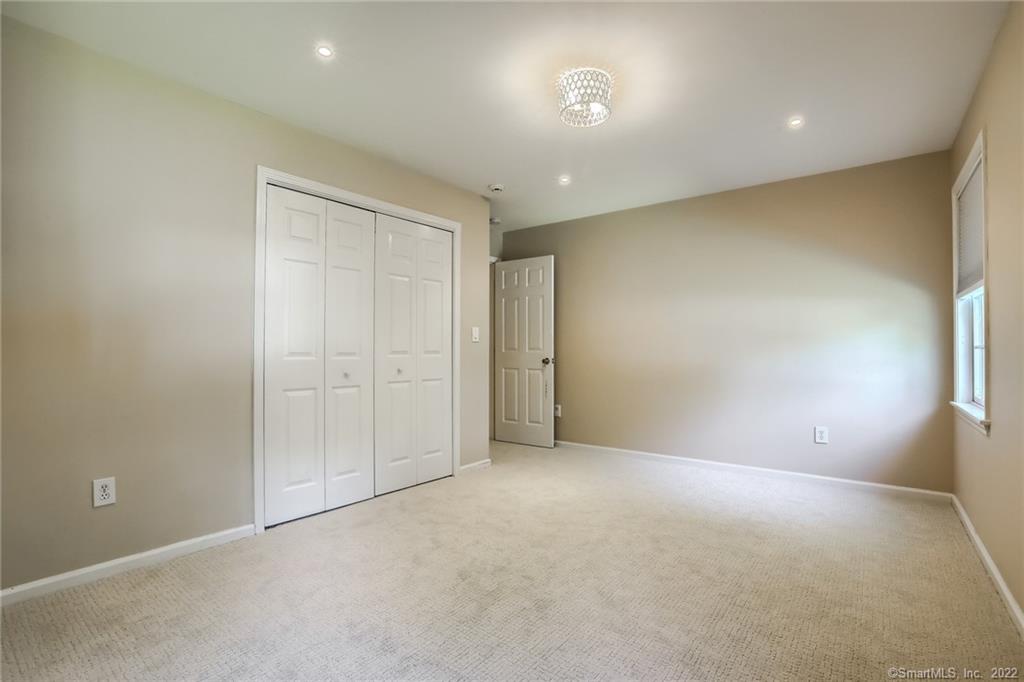 7 Richmond Drive, Darien, CT 06820 Compass