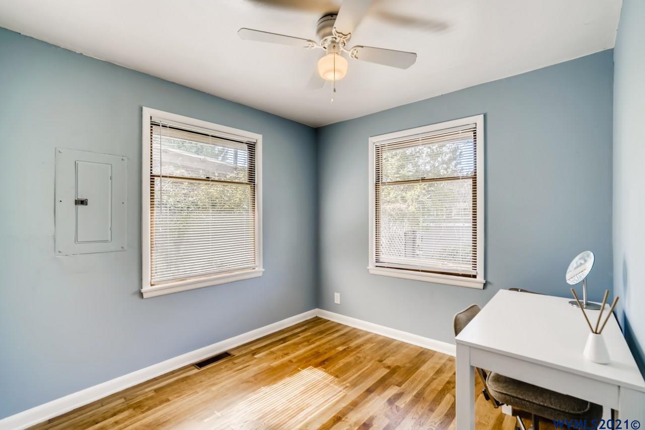 7433 California Avenue Southwest Seattle, WA 98136 - Photo 15 of 22