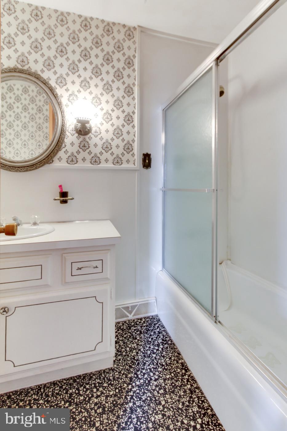 348 Slab Road Delta, PA 17314 - Photo 21 of 28 Gallery Image 21