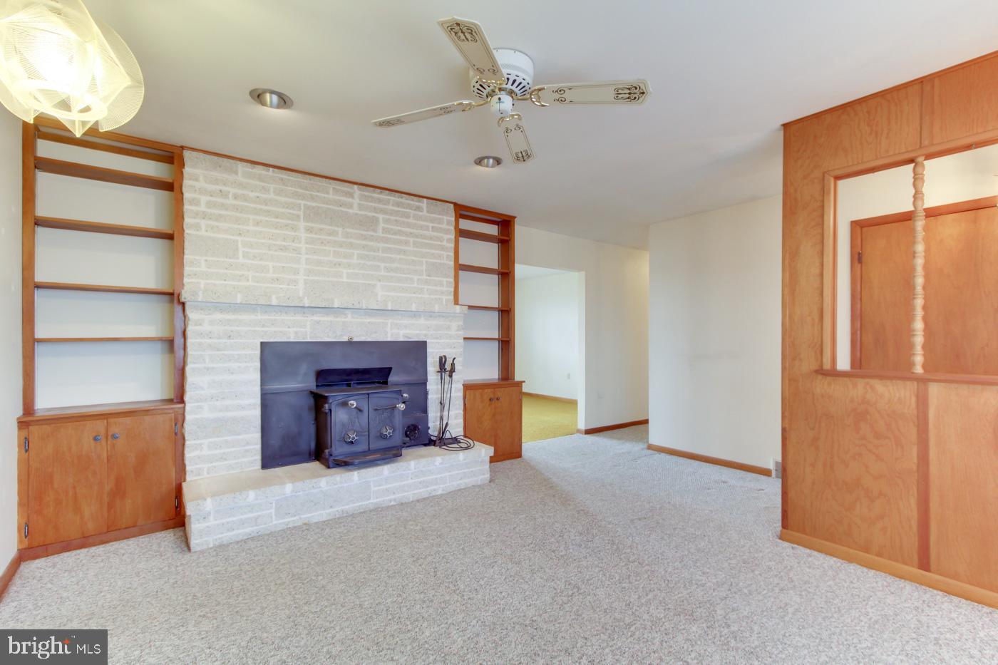 348 Slab Road Delta, PA 17314 - Photo 4 of 28 Gallery Image 4