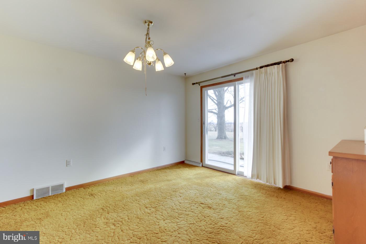 348 Slab Road Delta, PA 17314 - Photo 8 of 28 Gallery Image 8