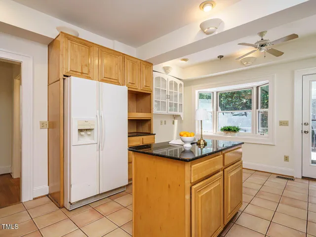 $1,100,000 | 907 West Johnson Street, Raleigh, NC 27605