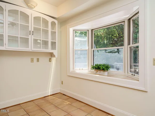 $1,100,000 | 907 West Johnson Street, Raleigh, NC 27605