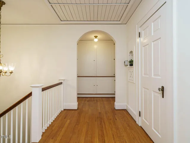 $1,100,000 | 907 West Johnson Street, Raleigh, NC 27605