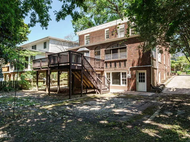 $1,100,000 | 907 West Johnson Street, Raleigh, NC 27605