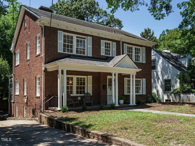 $1,100,000 | 907 West Johnson Street, Raleigh, NC 27605