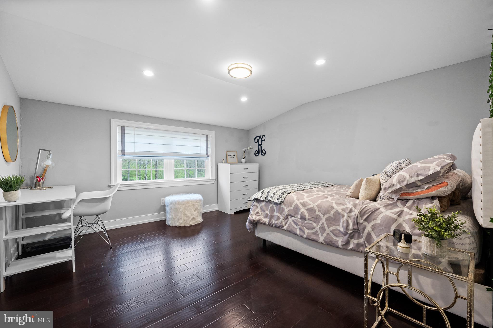 13 Laurel Circle Malvern, PA 19355 - Photo 47 of 84 Second Level Bedroom