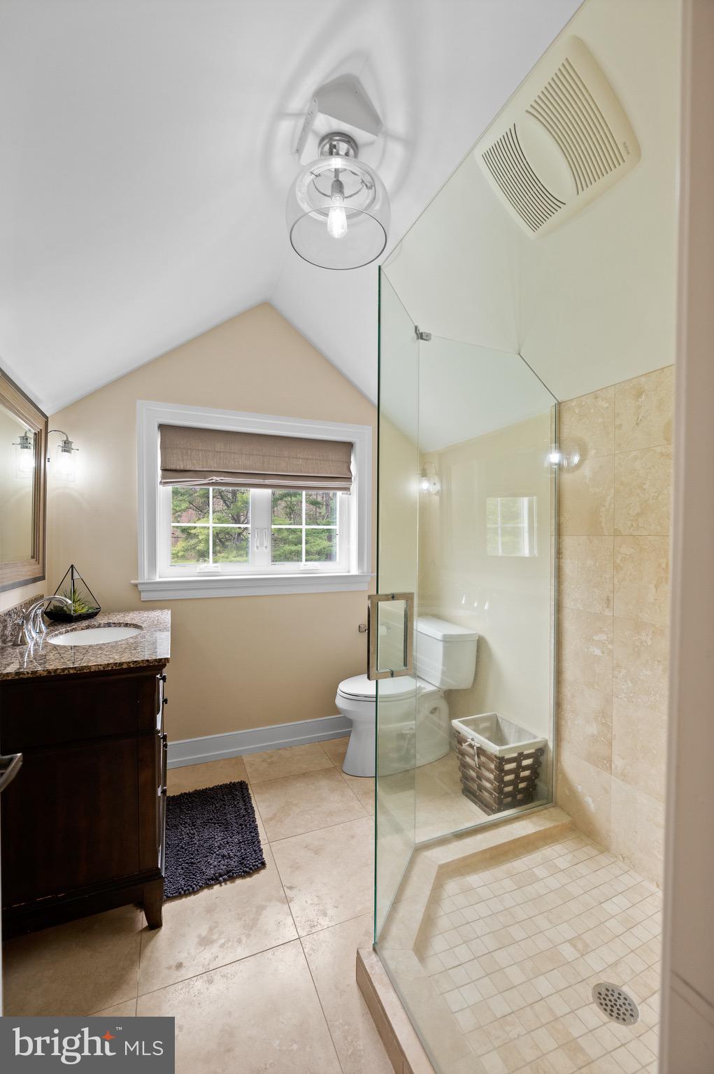 13 Laurel Circle Malvern, PA 19355 - Photo 54 of 84 Second Level Hall Bath