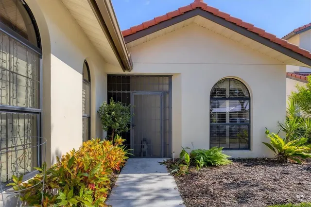 $5,800 | 7261 Villa D Este Drive, Sarasota, FL 34238