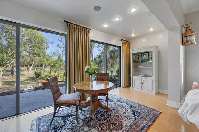 $5,800 | 7261 Villa D Este Drive, Sarasota, FL 34238