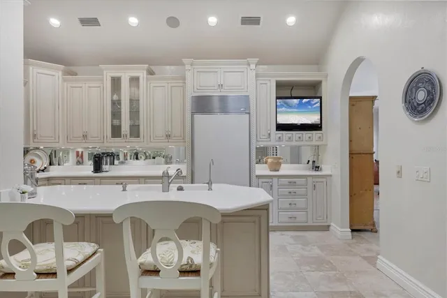 $5,800 | 7261 Villa D Este Drive, Sarasota, FL 34238