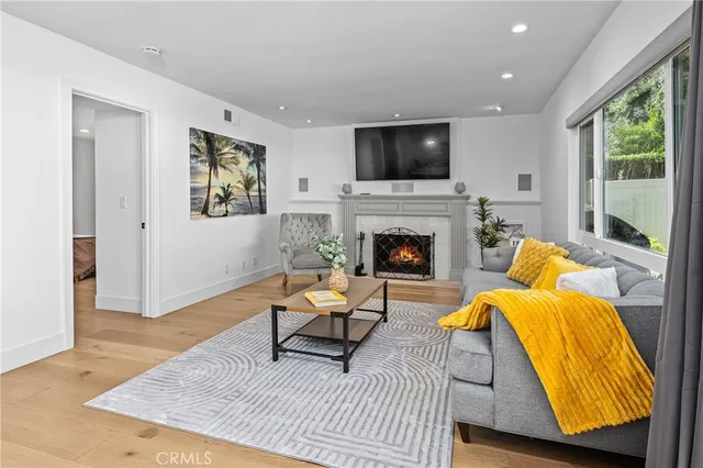 $2,861,800 | 5497 Coral Reef Avenue, La Jolla, CA 92037