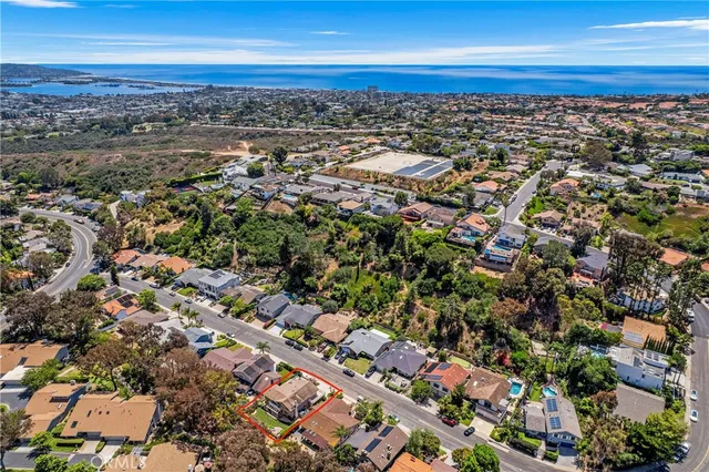 $2,861,800 | 5497 Coral Reef Avenue, La Jolla, CA 92037