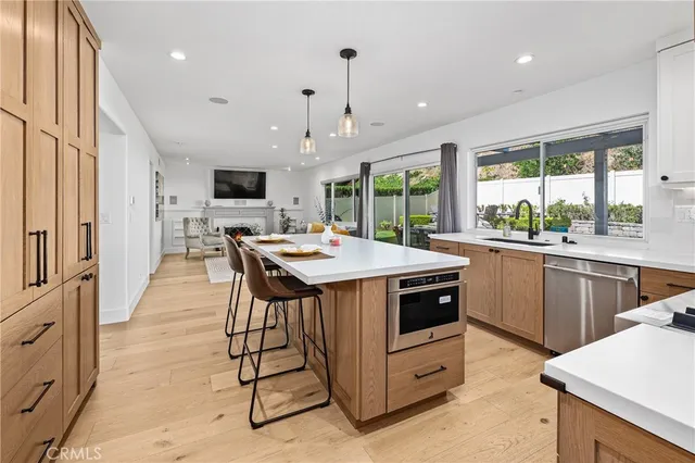 $2,861,800 | 5497 Coral Reef Avenue, La Jolla, CA 92037