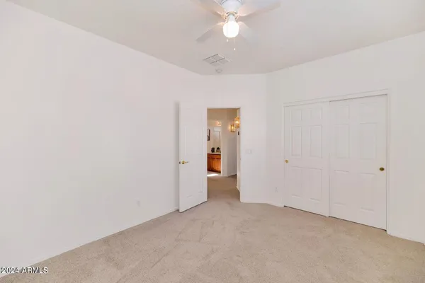 $1,950 | 3541 West Marconi Avenue, Phoenix, AZ 85053