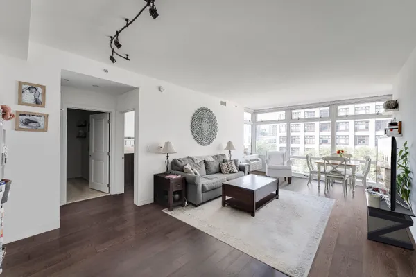 $4,250 | 1450 Washington Street, Unit 506, Hoboken, NJ 07030