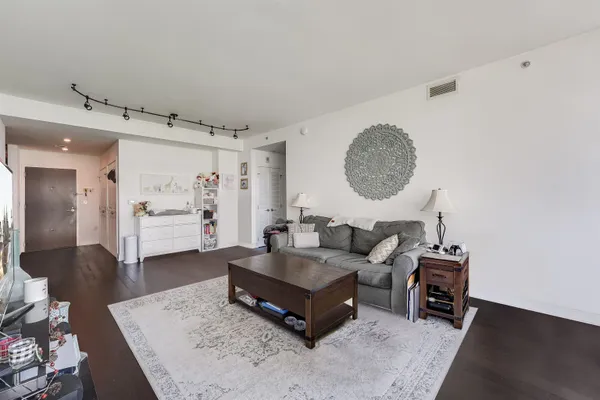 $4,250 | 1450 Washington Street, Unit 506, Hoboken, NJ 07030