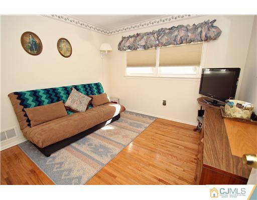 4 Churchill Road East Brunswick, NJ 08816 - Photo 20 of 25 Gallery Image 20