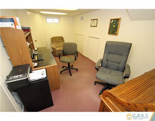 4 Churchill Road East Brunswick, NJ 08816 - Photo 22 of 25 Gallery Image 22