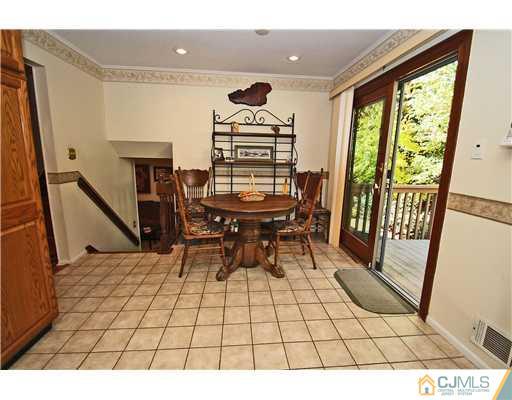 4 Churchill Road East Brunswick, NJ 08816 - Photo 9 of 25 Gallery Image 9