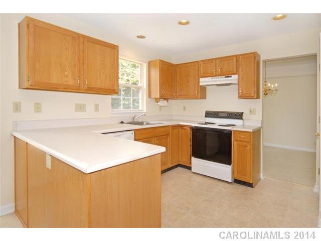 1822 Pine Mountain Road Charlotte, NC 28214 - Photo 5 of 16