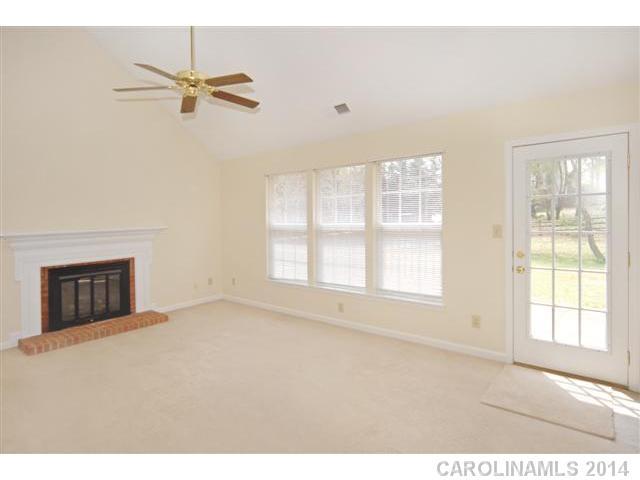 1822 Pine Mountain Road Charlotte, NC 28214 - Photo 8 of 16