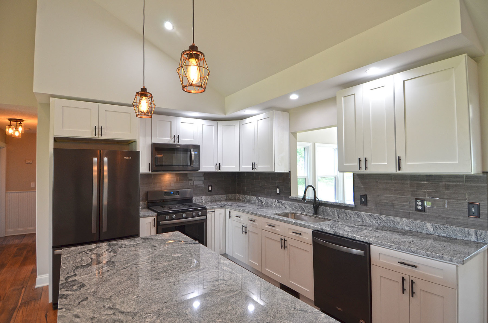 1449 North 36th Road Ottawa, IL 61350 - Photo 13 of 48