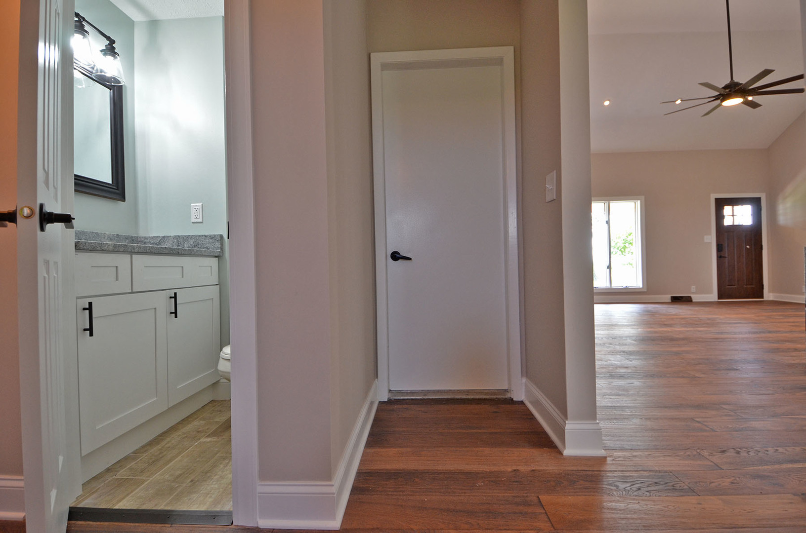 1449 North 36th Road Ottawa, IL 61350 - Photo 23 of 48