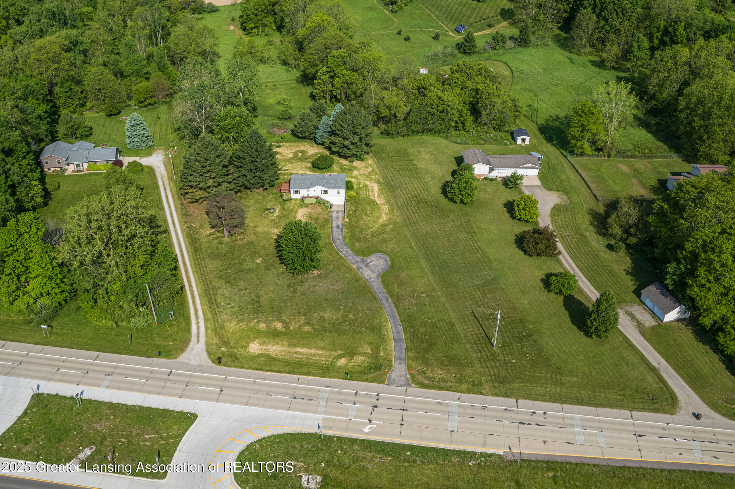 1200 South Michigan Road Eaton Rapids, MI 48827 - Photo 3 of 32 Aerial