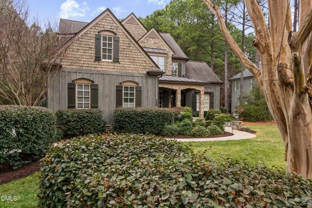 $1,389,000 | 208 Dartmoor Lane, Raleigh, NC 27614