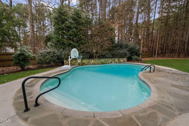 $1,389,000 | 208 Dartmoor Lane, Raleigh, NC 27614