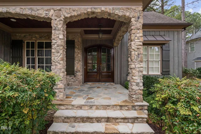 $1,389,000 | 208 Dartmoor Lane, Raleigh, NC 27614