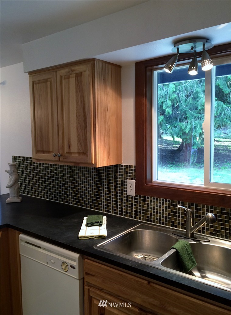 29 231st Street Southeast Bothell, WA 98021 - Photo 6 of 20
