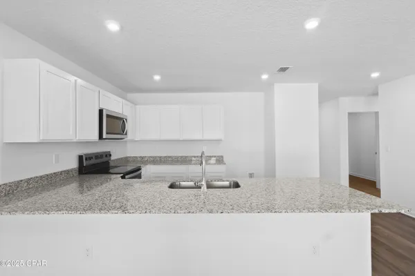$249,990 | 2147 Sunny Hills Boulevard, Chipley, FL 32428