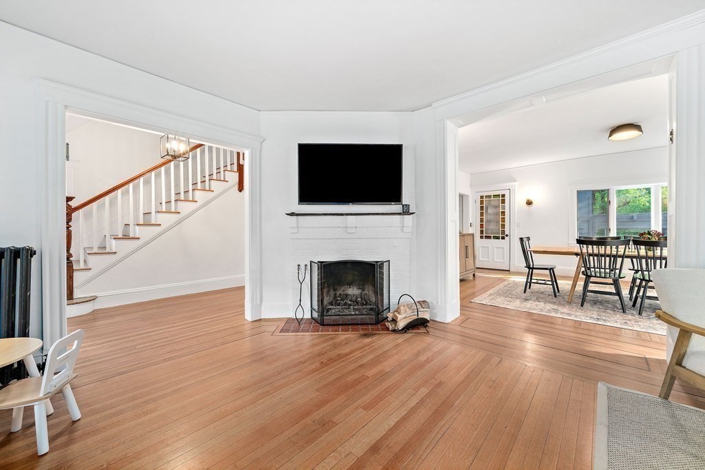 4 Oakland Road Sharon, MA 02067 - Photo 18 of 41 Gallery Image 18