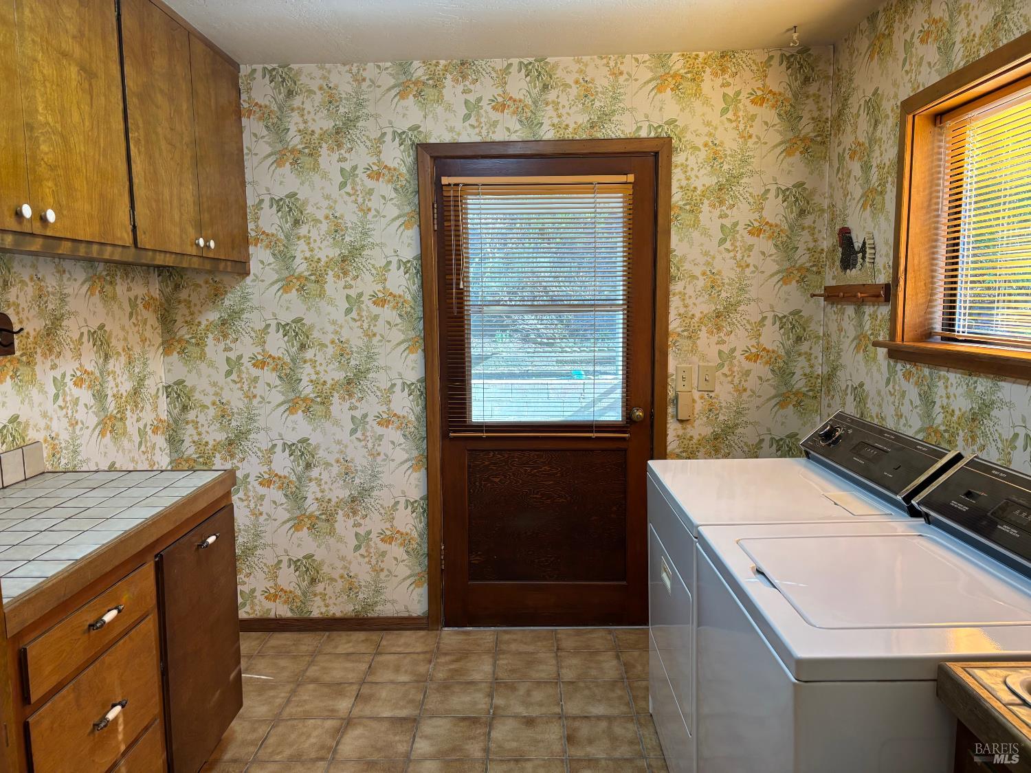 3680 Calistoga Road Santa Rosa, CA 95404 - Photo 19 of 32 a bathroom with granite countertop a sink and a vanity