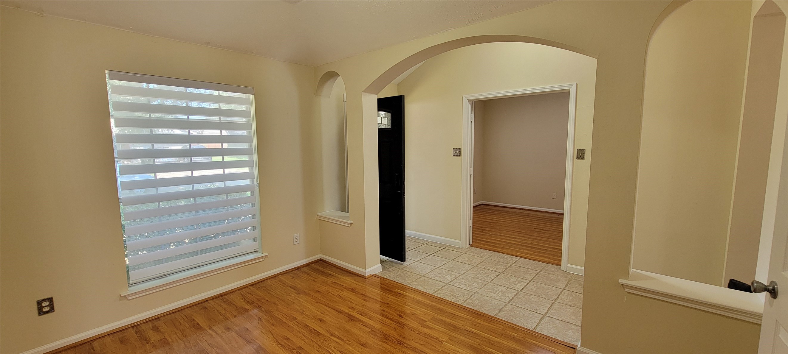 16306 April Ridge Drive Houston, TX 77083 - Photo 8 of 25