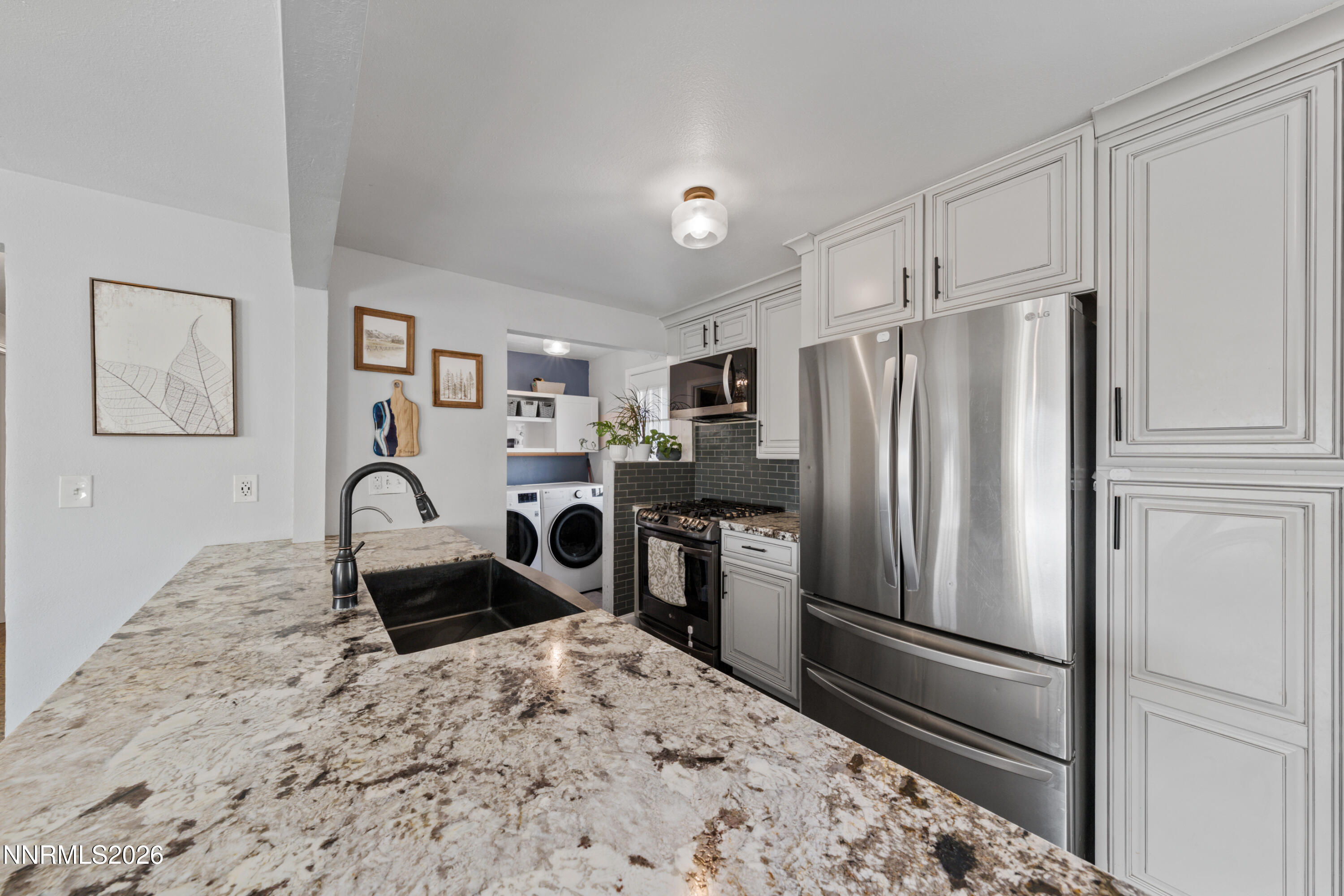 14040 Feldspar Court Reno, NV 89521 - Photo 6 of 48 A7V03209