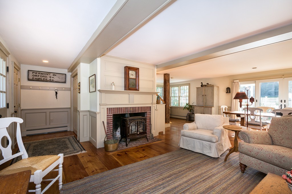 685 Highland Street Marshfield, MA 02050 - Photo 11 of 29