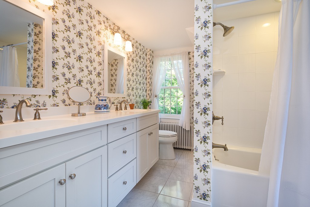 685 Highland Street Marshfield, MA 02050 - Photo 25 of 29