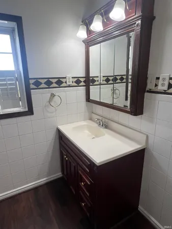 $380,000 | 10623 West 300th Street South, Lyons, IN 47443