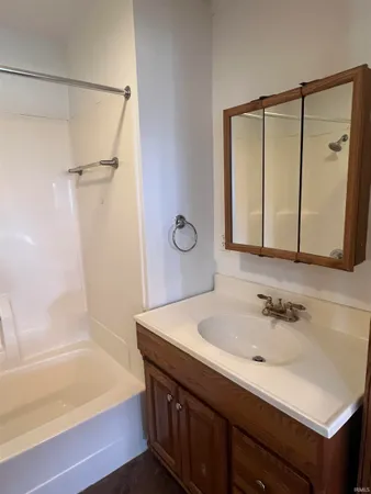 $380,000 | 10623 West 300th Street South, Lyons, IN 47443