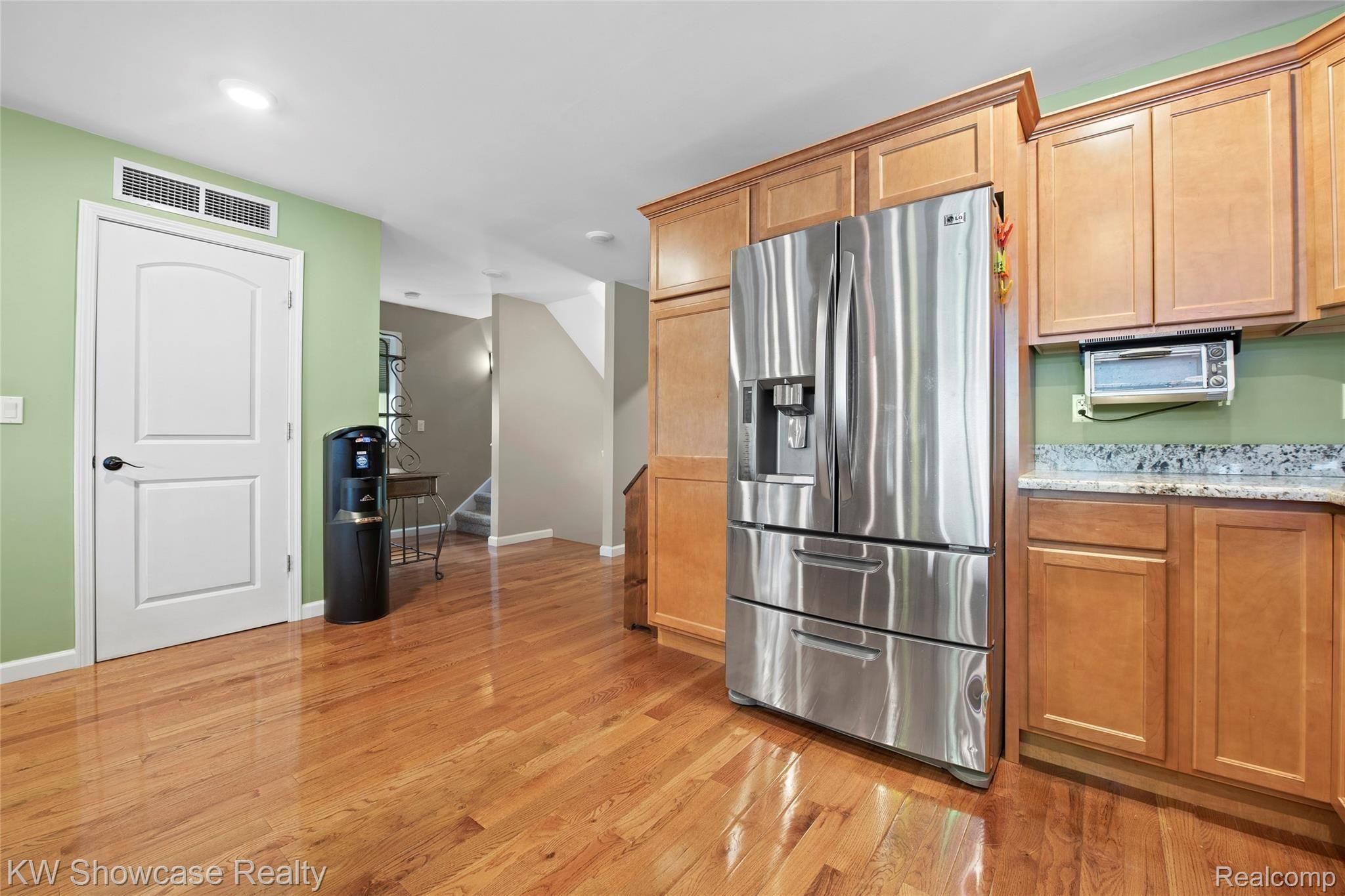 6150 Bullard Road Fenton, MI 48430 - Photo 22 of 59 DSC_1359.jpg