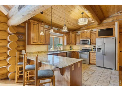 $1,895,000 | 470 Big John Road, Lyons, CO 80540