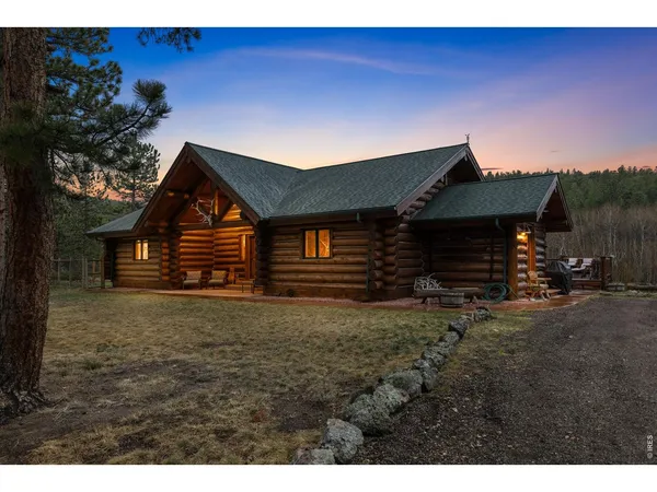 $1,895,000 | 470 Big John Road, Lyons, CO 80540