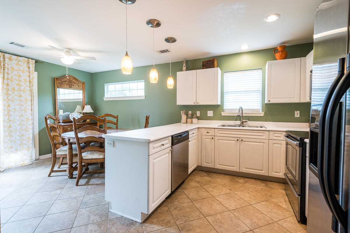 3189 Queensgate Way Mount Pleasant, SC 29466 - Photo 10 of 39 3189Queensgate-15